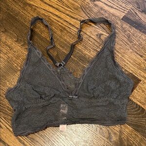 VICTORIAS SECRET gray lace bralette